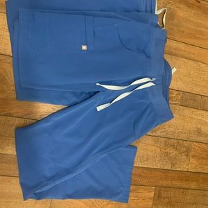 Figs XS petite cargo pants royal blue